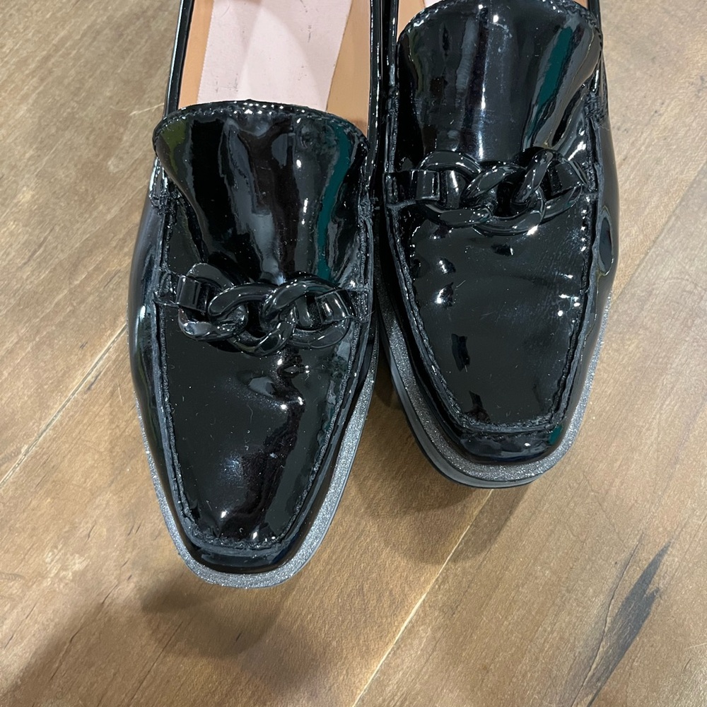 Johnston & Murphy Black Patent Loafers with Gray Platform Sole - Picture 2 of 11